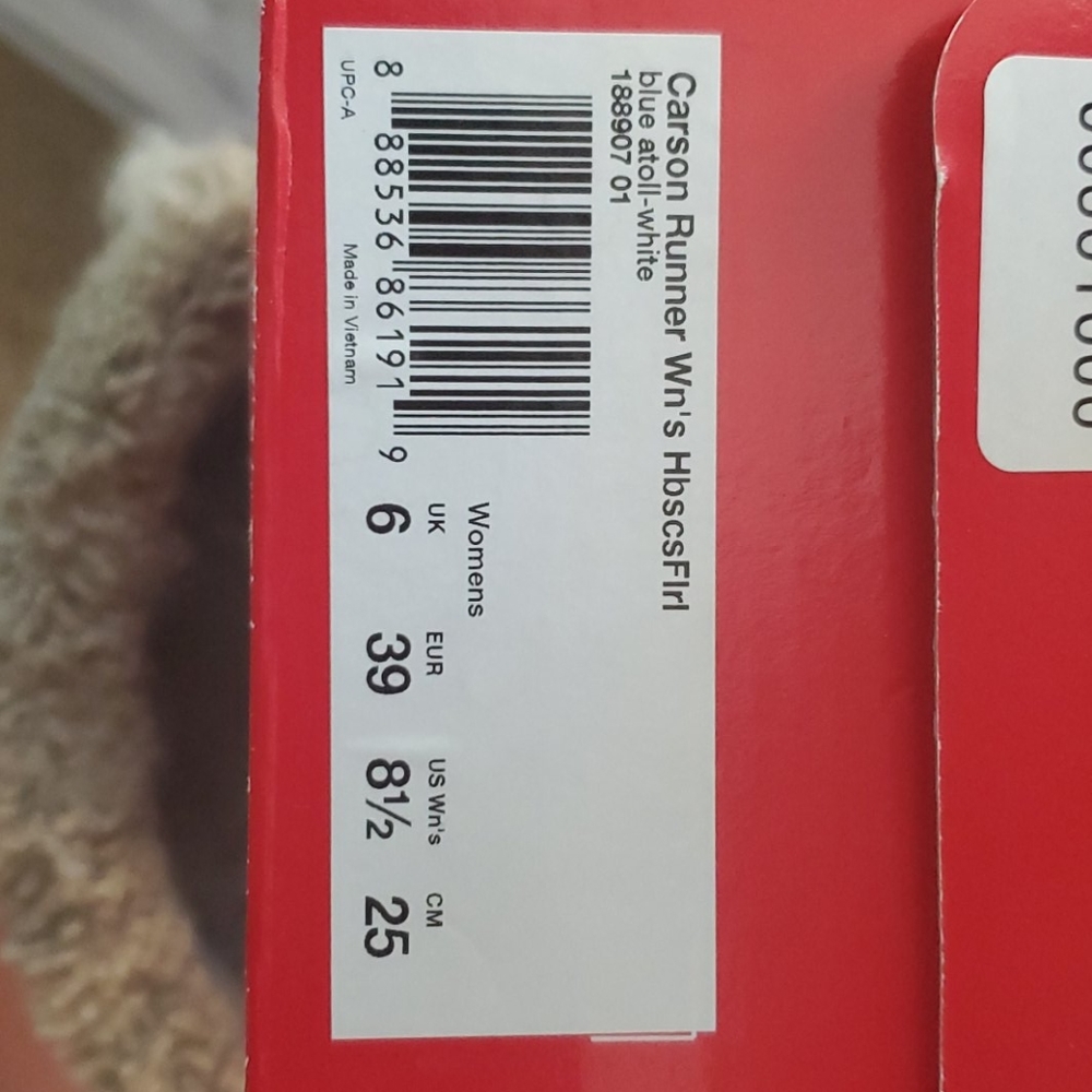 Floral color Pumas size 8.5 - Picture 4 of 4